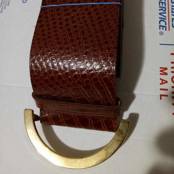 🇺🇸📿EXPRESS CROC STYLE LEATHER 🏩🎊 BELT MADE IN THE U.S.A. 3" WIDE. - Picture 10 of 14